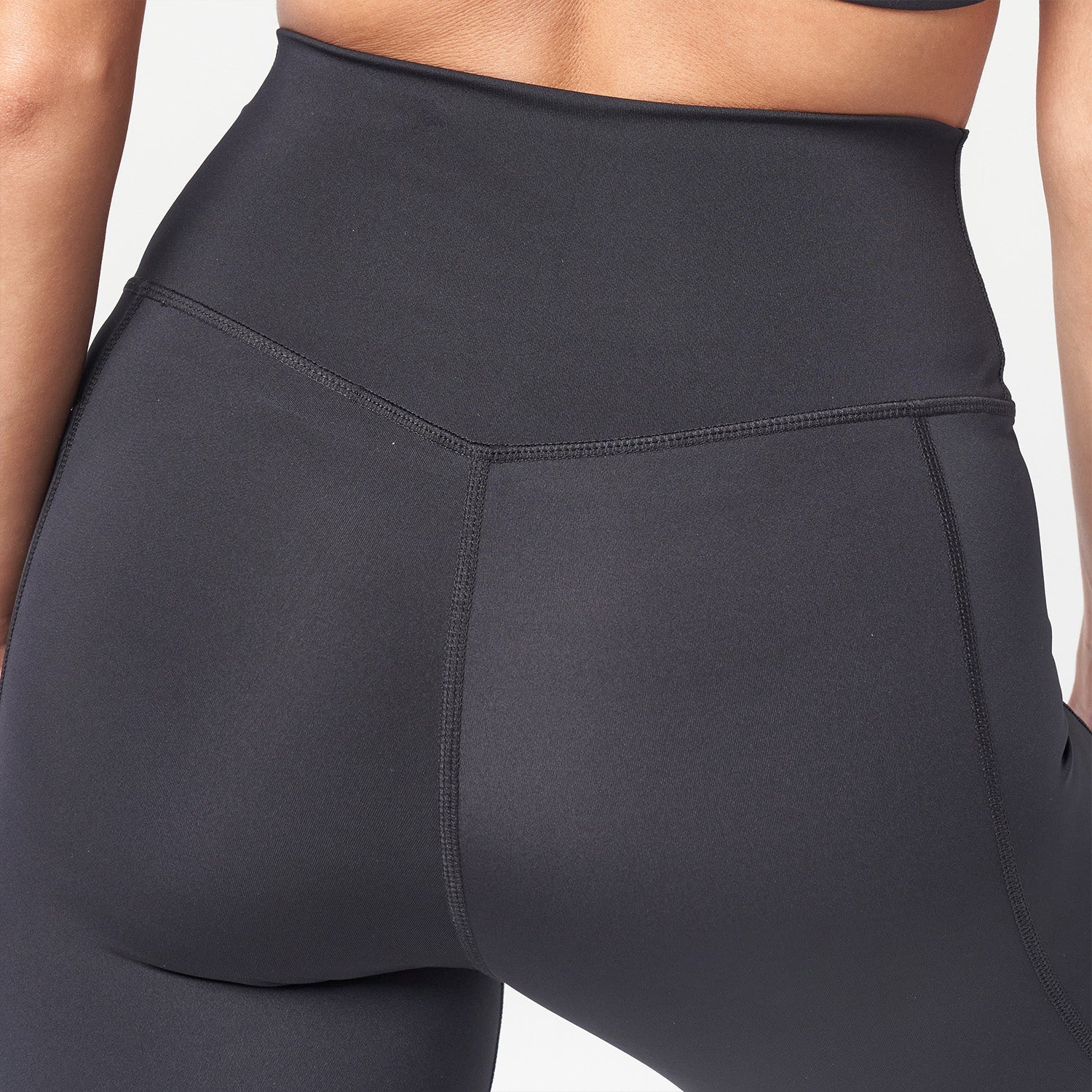 Essentials Cropped Leggings
