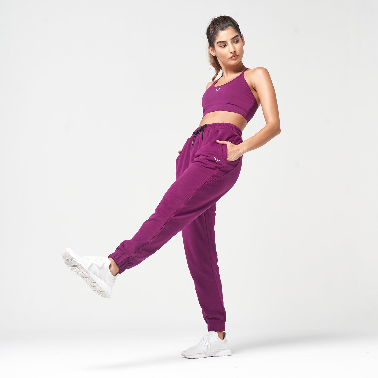 Essentials Jogger