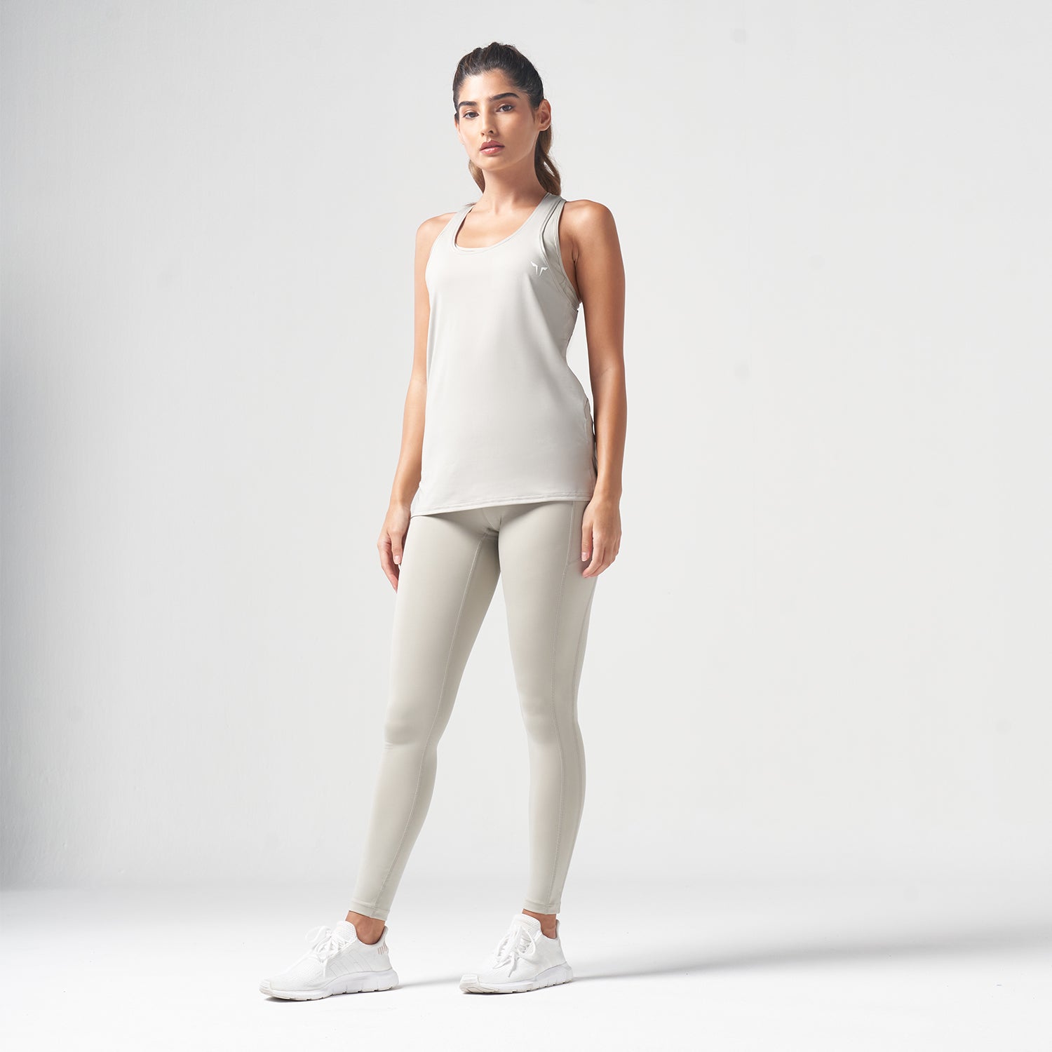 Essentials Longline Tank