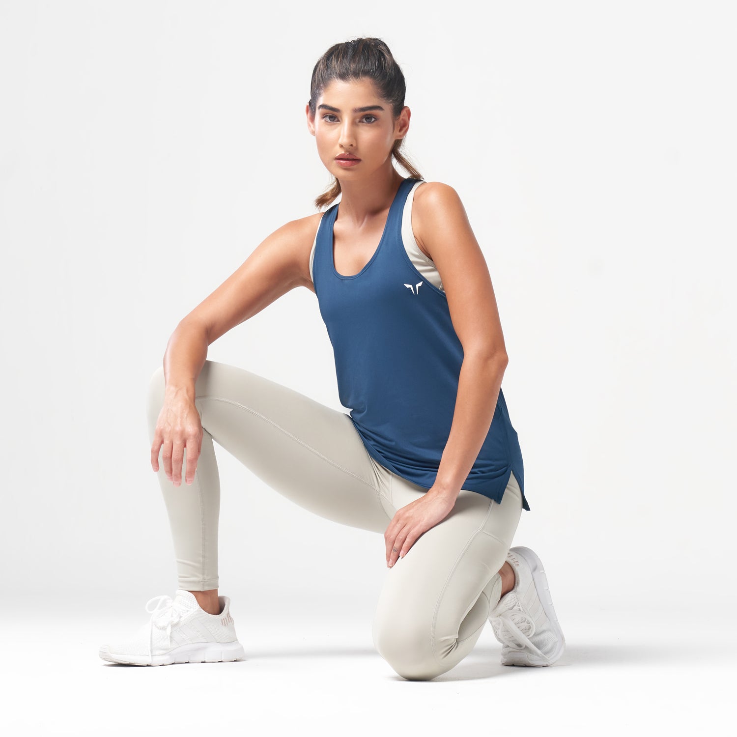 Essentials Longline Tank