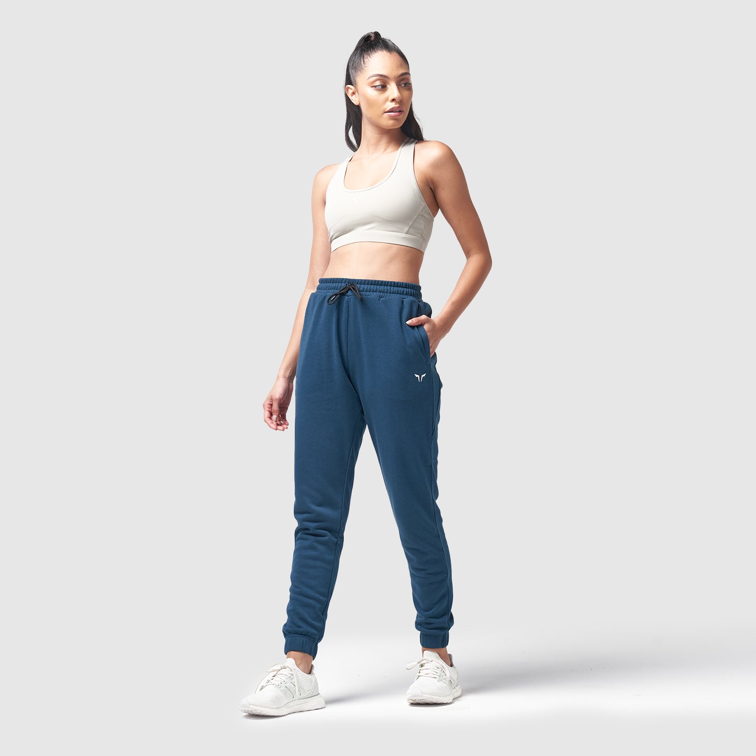 Essentials Jogger