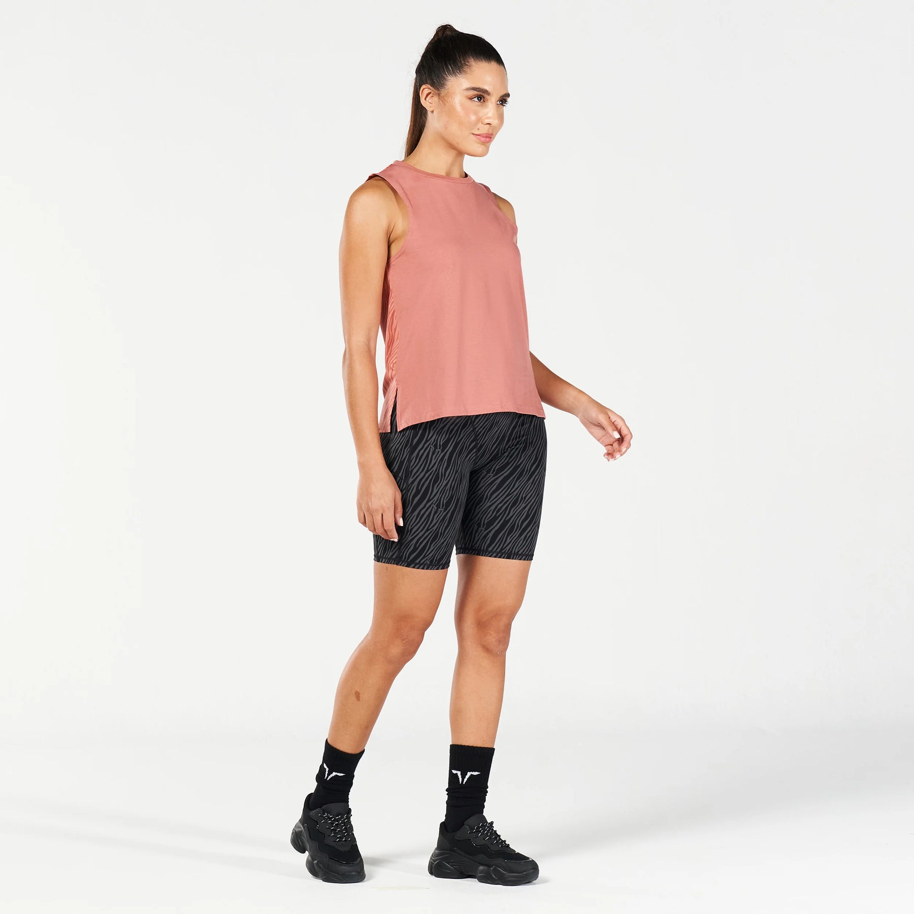 Core Full Length Tank