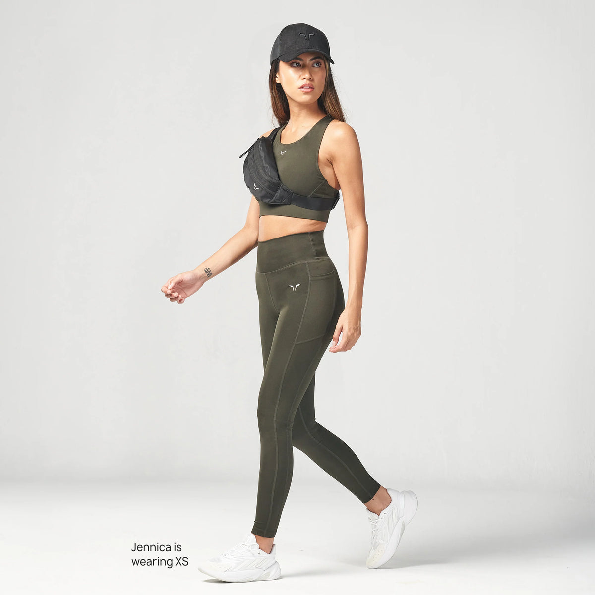 Essentials High Waisted Leggings