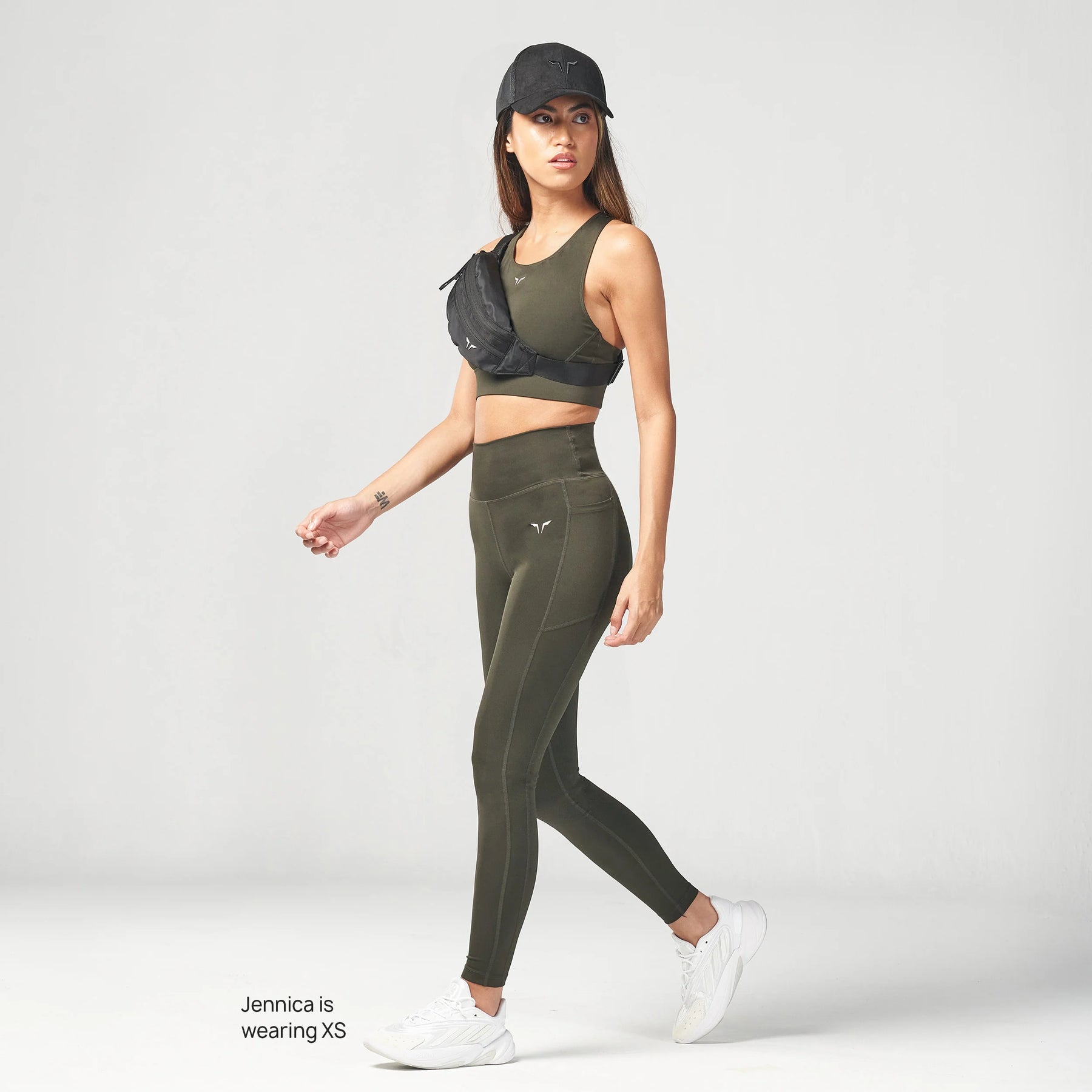 Essentials High Waisted Leggings