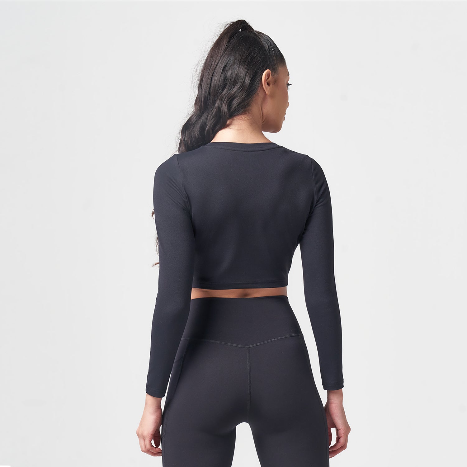 Essentials Long Sleeves Crop Top