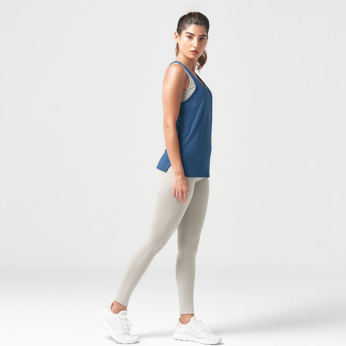 Essentials Longline Tank