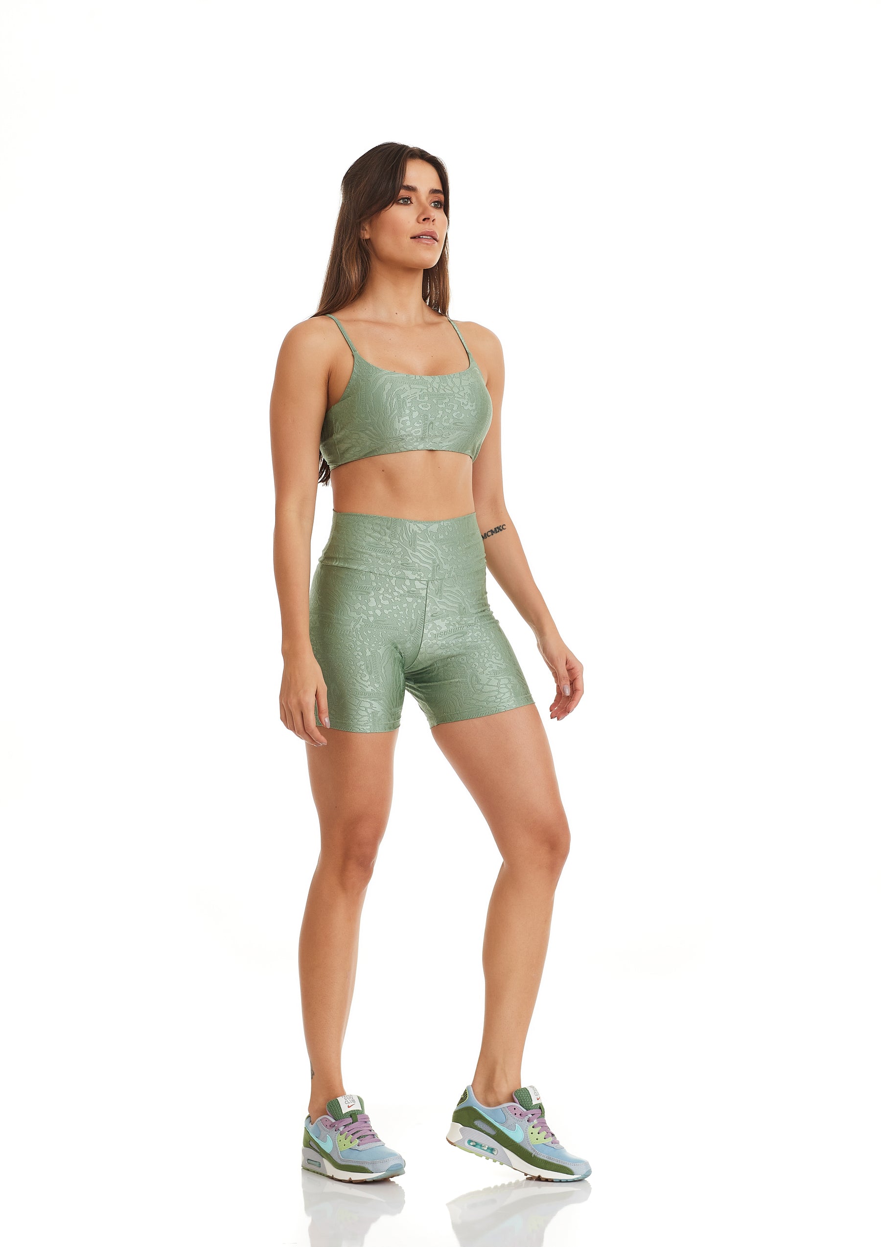 Short Exclusive Jaguar