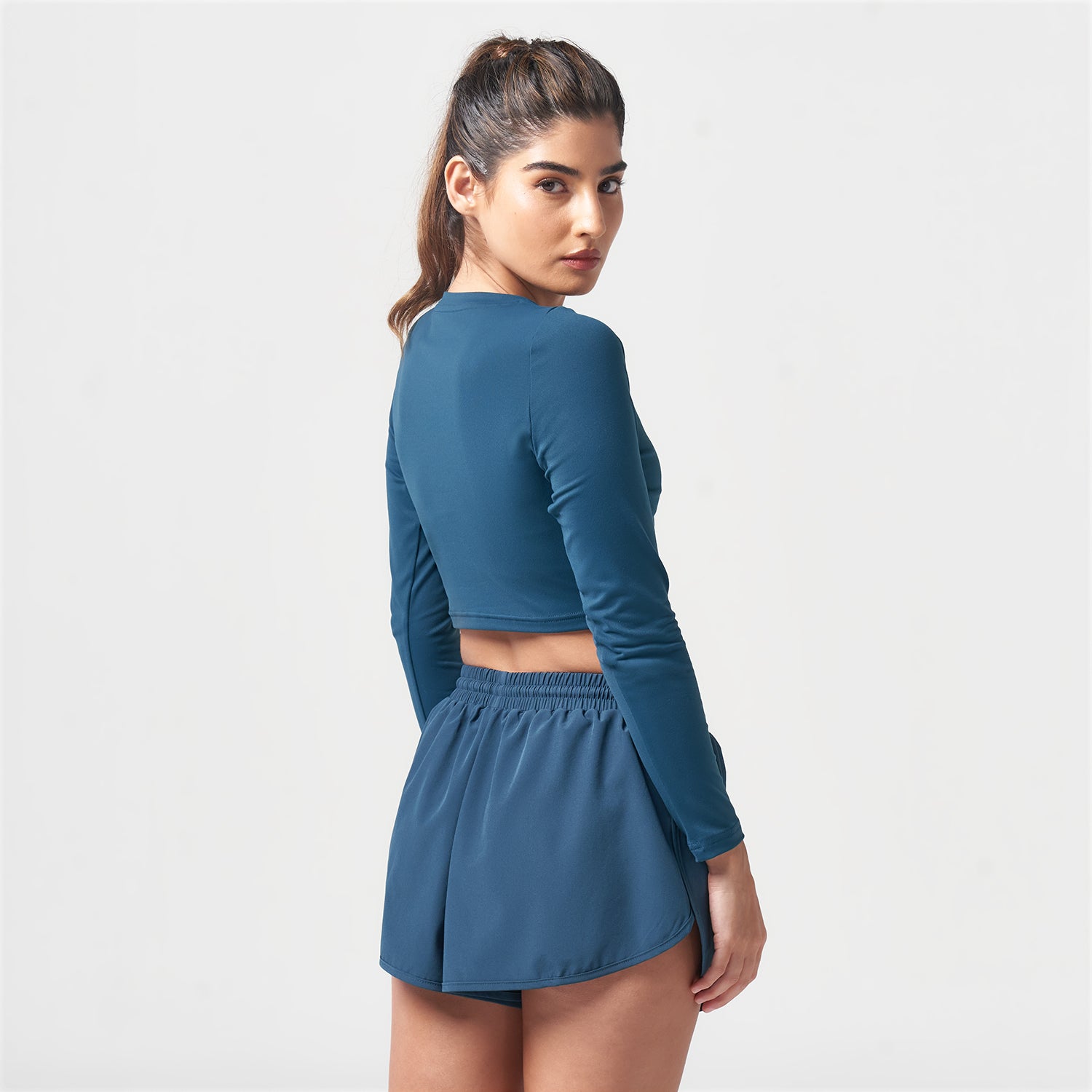 Essentials Long Sleeves Crop Top