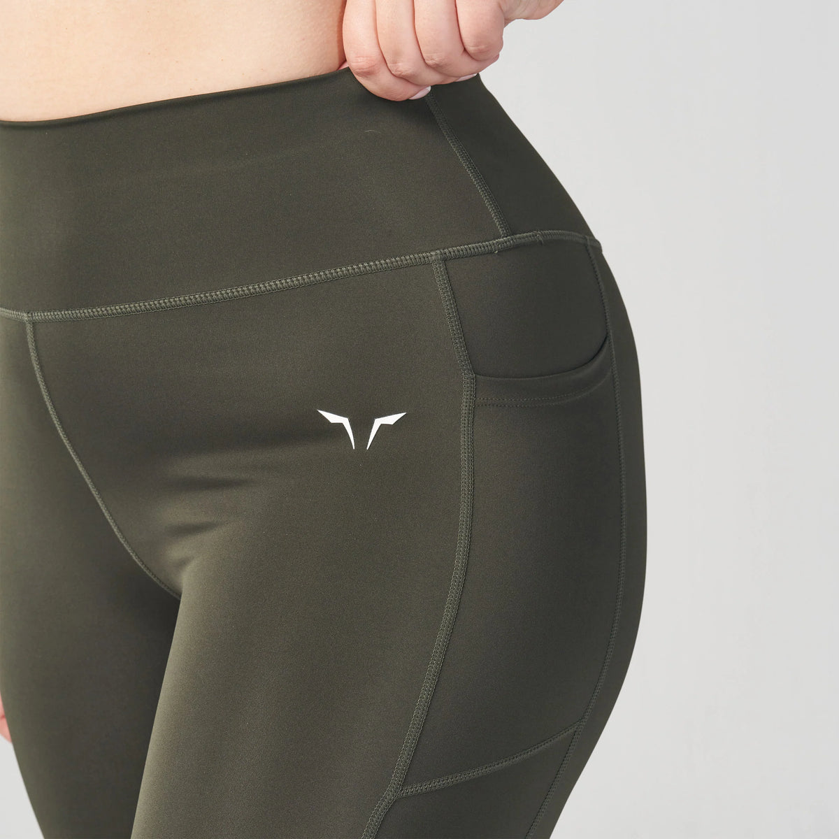 Essentials High Waisted Leggings