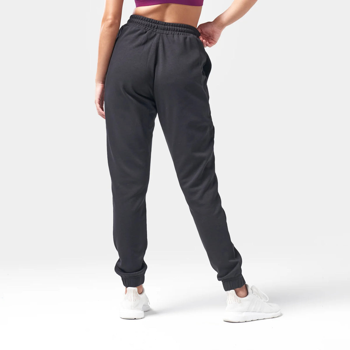 Essentials Jogger
