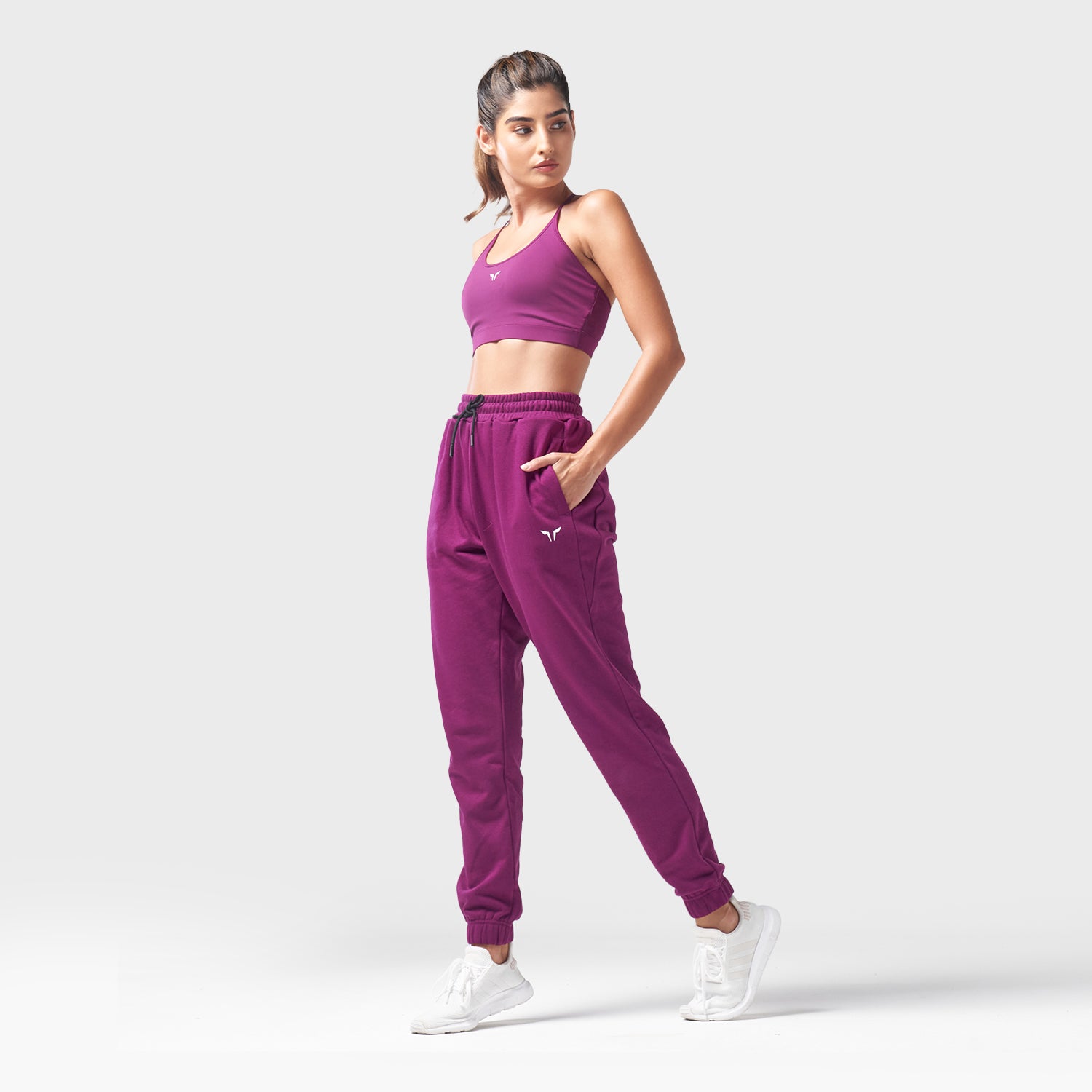 Essentials Jogger