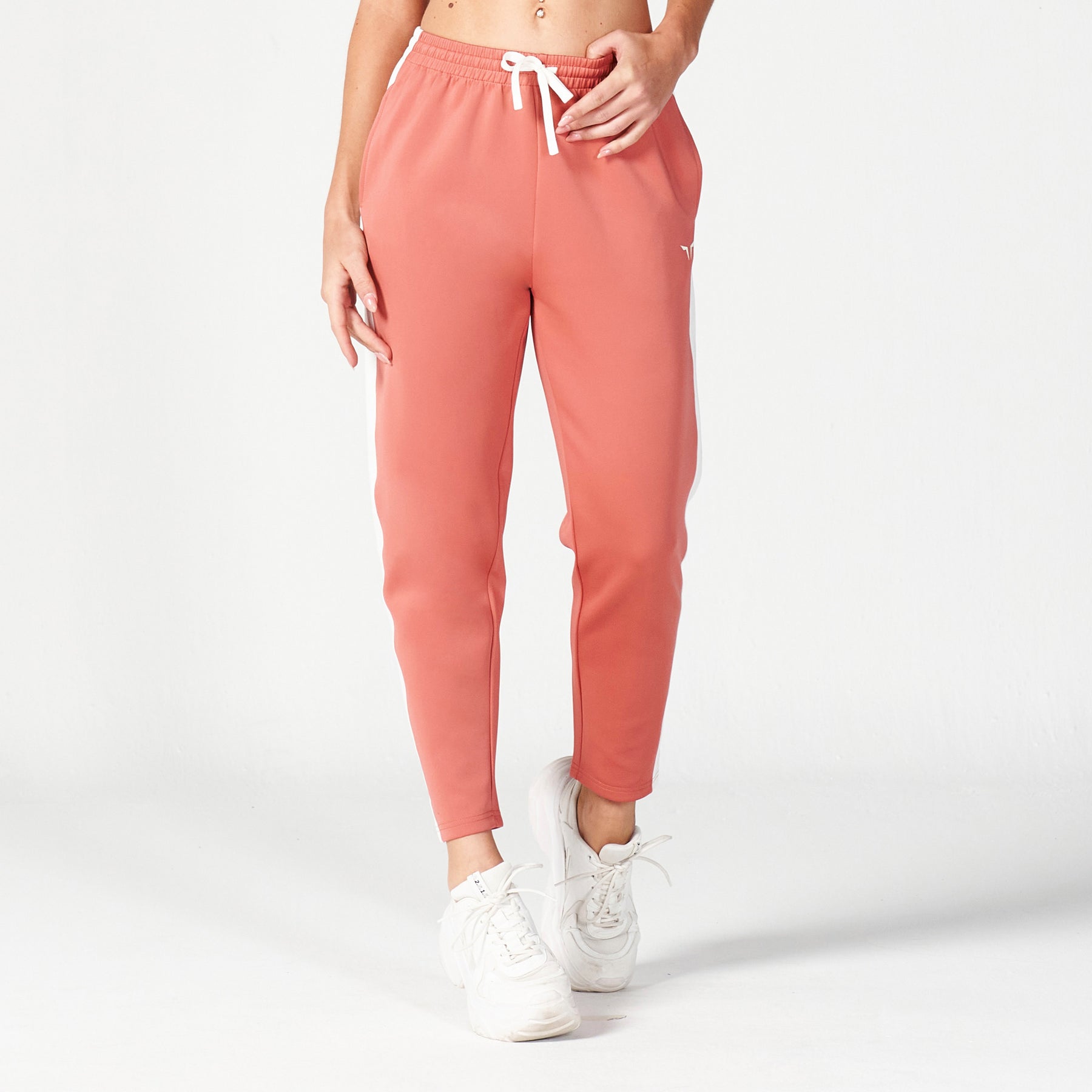 Core Side Panel Tapered Pant