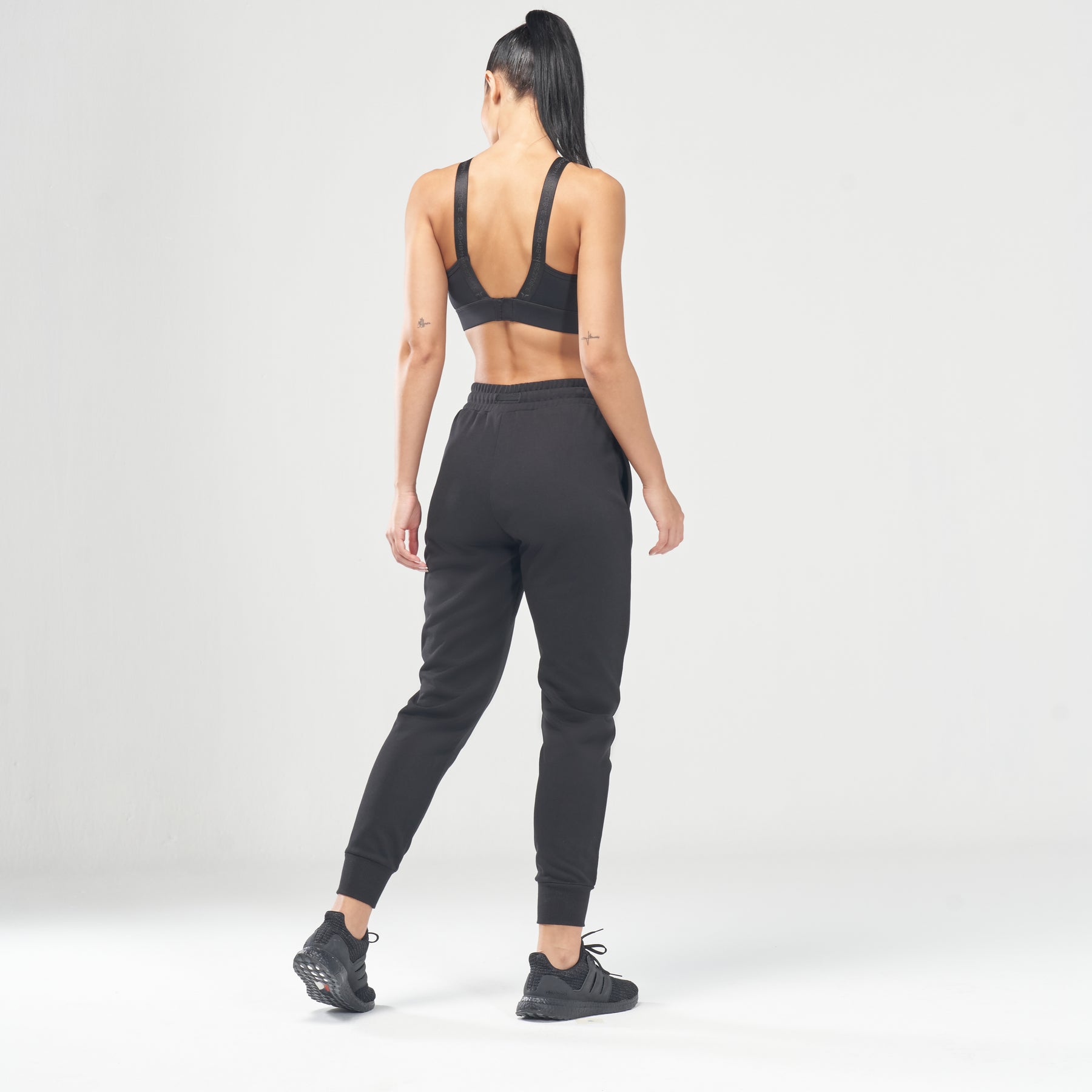 Code High-Neck Adjustable Bra